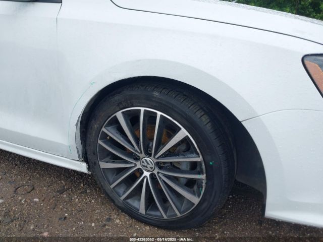 3VWD17AJ5GM397496 Volkswagen Jetta 1.8t Sport