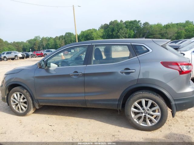 JN1BJ1CV0LW552198 Nissan Rogue Sport S Fwd Xtronic Cvt