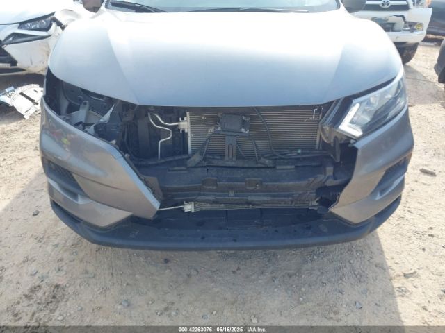 JN1BJ1CV0LW552198 Nissan Rogue Sport S Fwd Xtronic Cvt