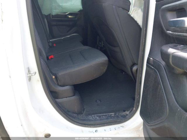 2022 RAM 1500 1C6RREBT7NN475406 Photo 7