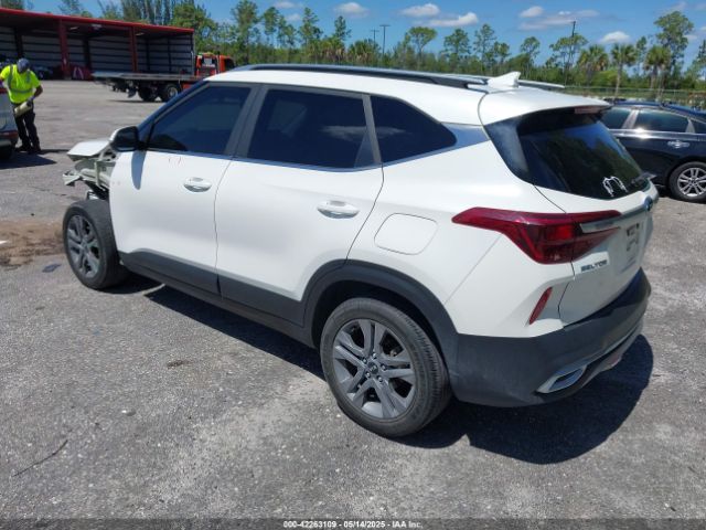 2021 KIA SELTOS KNDEU2AA0M7096979 Photo 2