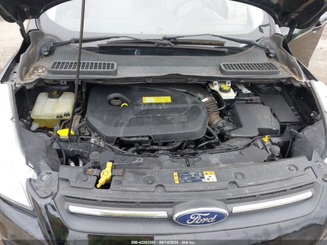 1FMCU9GX6GUA57729 Ford ESCAPE SE