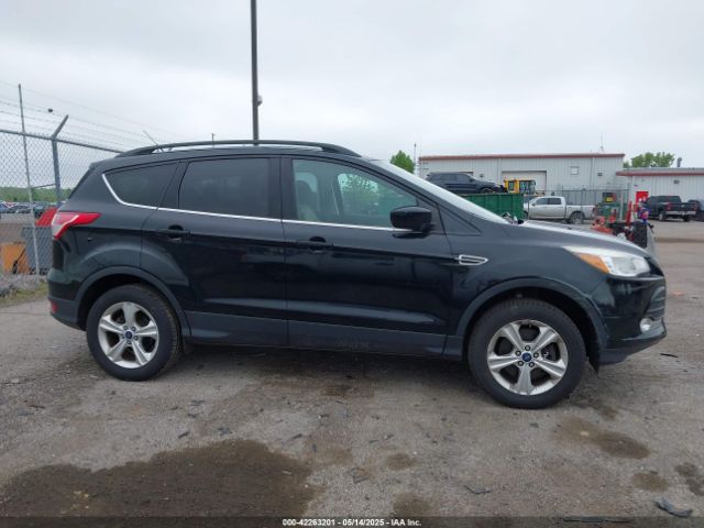 1FMCU9GX6GUA57729 Ford ESCAPE SE