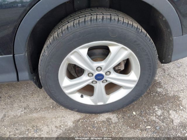 1FMCU9GX6GUA57729 Ford ESCAPE SE