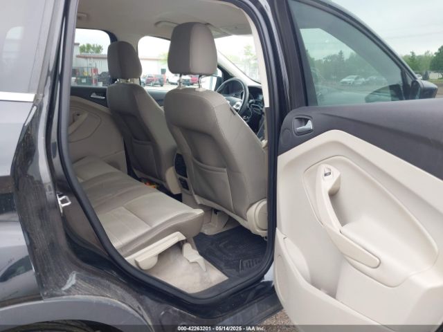 1FMCU9GX6GUA57729 Ford ESCAPE SE