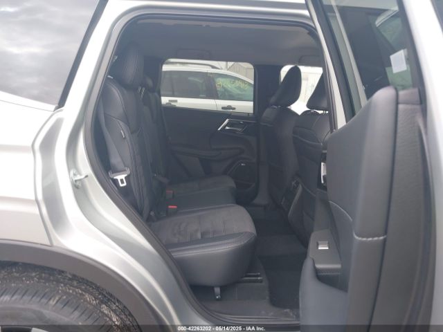 2025 MITSUBISHI OUTLANDER JA4J4VA86SZ014584 Photo 7