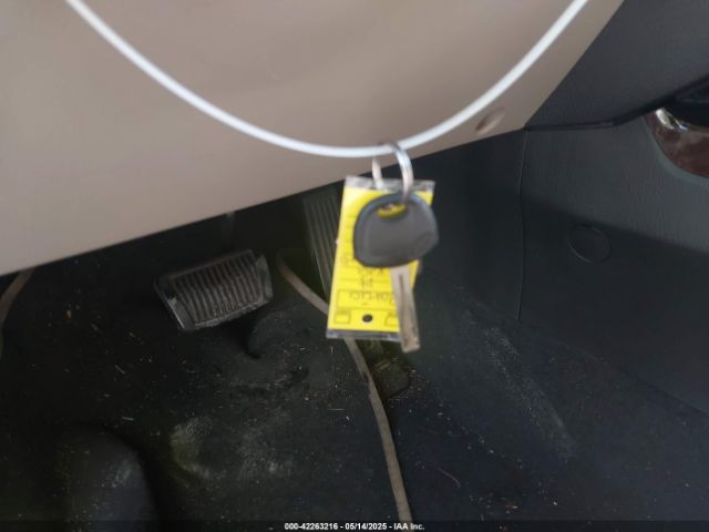 5XYKT3A67EG444921 KIA SORENTO LX