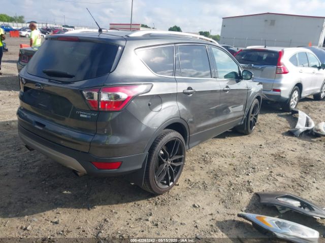 2017 FORD ESCAPE 1FMCU9J96HUB30755 Photo 3
