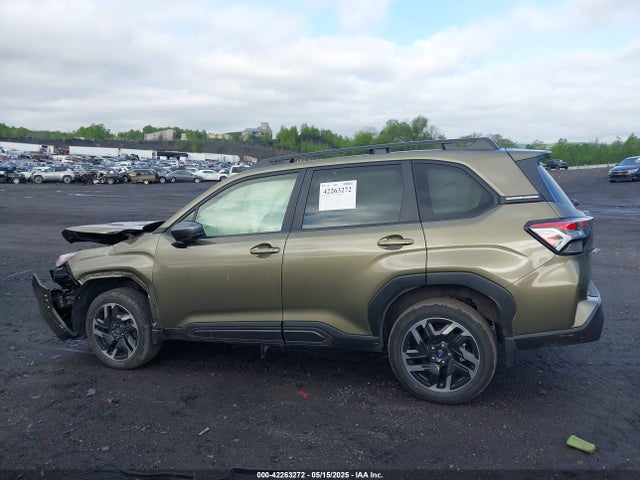 Subaru Forester Limited 2025 JF2SLDRC6SH475095 Image 13