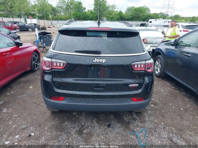 3C4NJCBB3HT653021 Jeep New Compass Latitude Fwd