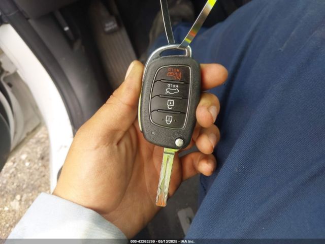 5NPE24AF3KH803241 Hyundai SONATA SE