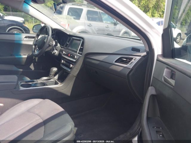 5NPE24AF3KH803241 Hyundai SONATA SE