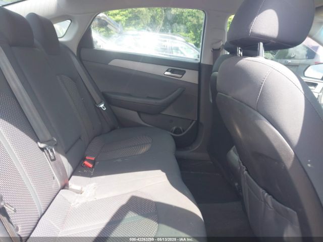 5NPE24AF3KH803241 Hyundai SONATA SE