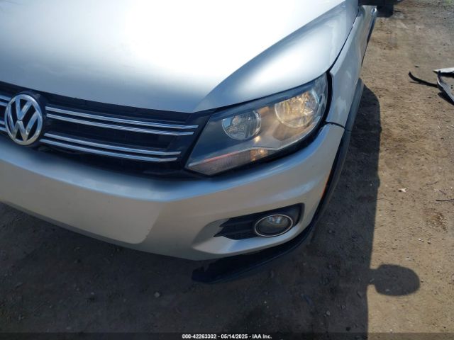 2016 VOLKSWAGEN TIGUAN WVGBV7AX1GW023157 Photo 5