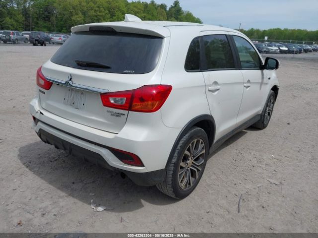 2018 MITSUBISHI OUTLANDER SPORT JA4AR3AU8JU019526 Photo 3