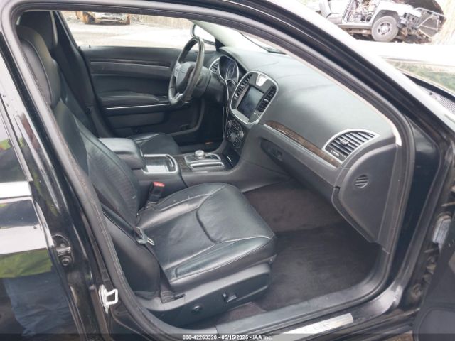 2017 CHRYSLER 300C 2C3CCAEG3HH630851 Photo 4