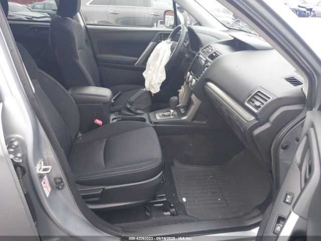 2018 SUBARU FORESTER JF2SJAEC4JH432609 Photo 4