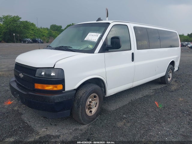1GAZGNFP7L1212812 Chevrolet Express Passenger Rwd 3500 Extended Wheelbase Ls