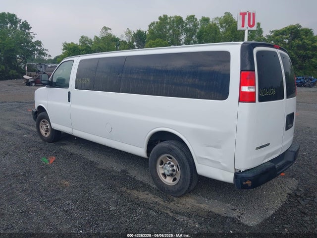 1GAZGNFP7L1212812 Chevrolet Express Passenger Rwd 3500 Extended Wheelbase Ls