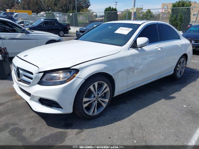 Продаж на аукціоні авто 2018 Mercedes-benz C 300, vin: 55SWF4JB7JU271476, номер лоту: 42263331