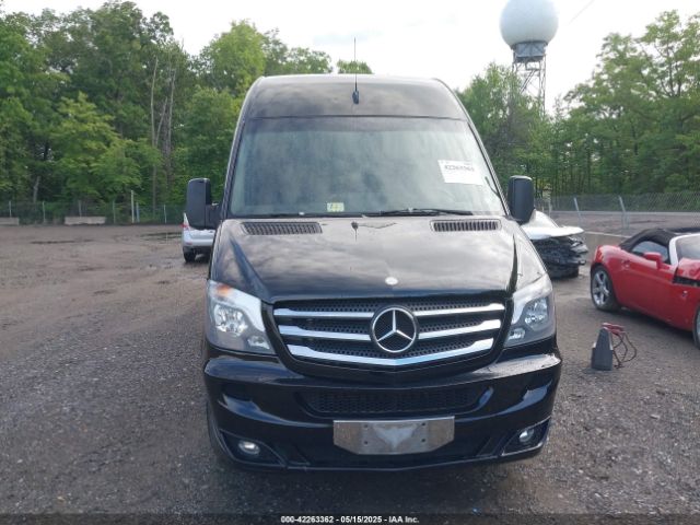 WD3PE8CCXE5851991 Mercedes-Benz Sprinter 2500 High Roof