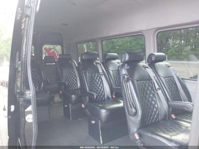 WD3PE8CCXE5851991 Mercedes-Benz Sprinter 2500 High Roof