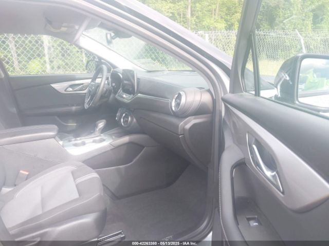 2024 CHEVROLET BLAZER 3GNKBCR46RS282636 Photo 4