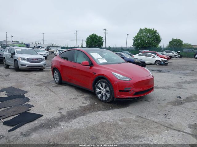 2022 TESLA MODEL Y 7SAYGDEE4NF379574
