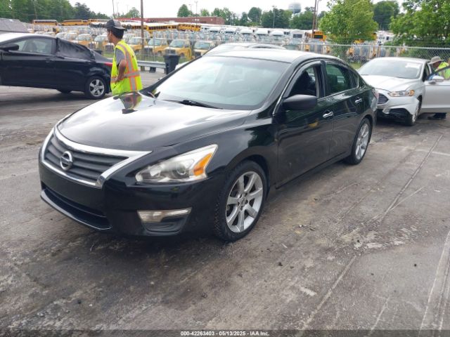 1N4AL3AP1EC132740 Nissan Altima 2.5 Sv
