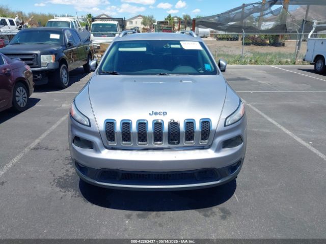 1C4PJMCB1HD213964 Jeep Cherokee Latitude 4x4