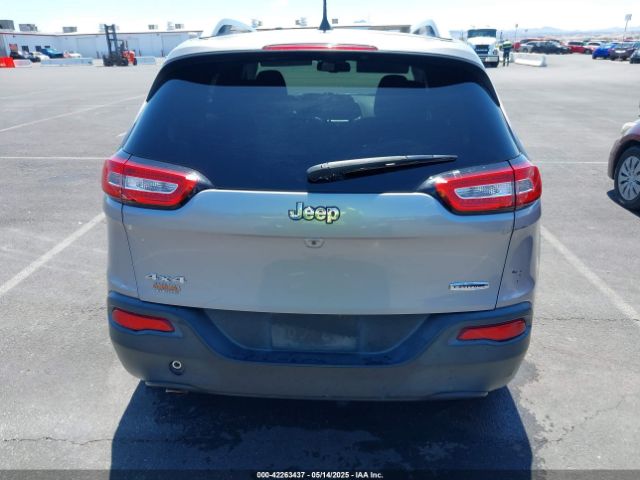 1C4PJMCB1HD213964 Jeep Cherokee Latitude 4x4
