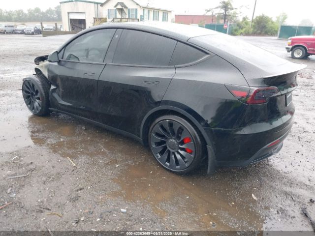 7SAYGDEF7NF457757 Tesla Model Y Performance Dual Motor All-wheel Drive