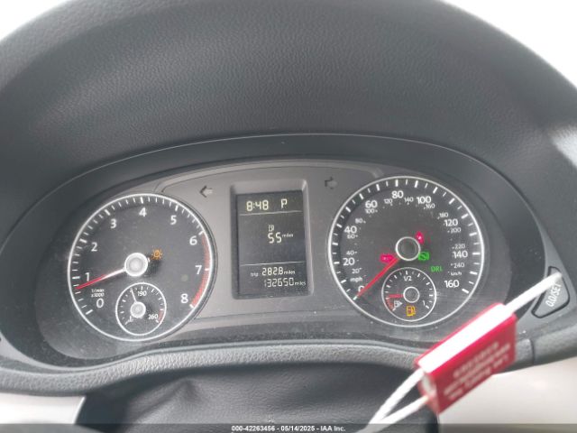 1VWAT7A37FC048158 Volkswagen Passat 1.8t Wolfsburg Edition