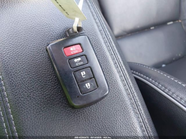 5YFBURHE7FP223670 Toyota Corolla Le Premium