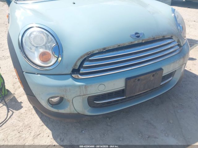 2013 MINI CLUBMAN WMWZF3C54DT489602 Photo 5