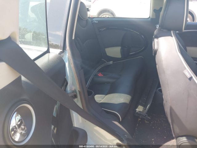 2013 MINI CLUBMAN WMWZF3C54DT489602 Photo 7