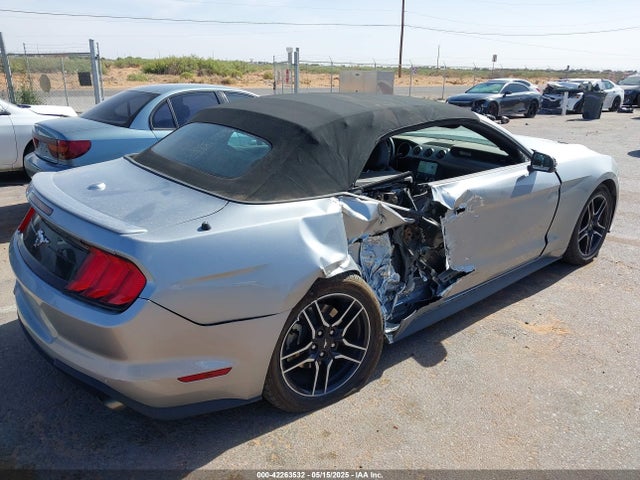 Ford 4v 2023 1FATP8UH8P5111471 Image 4