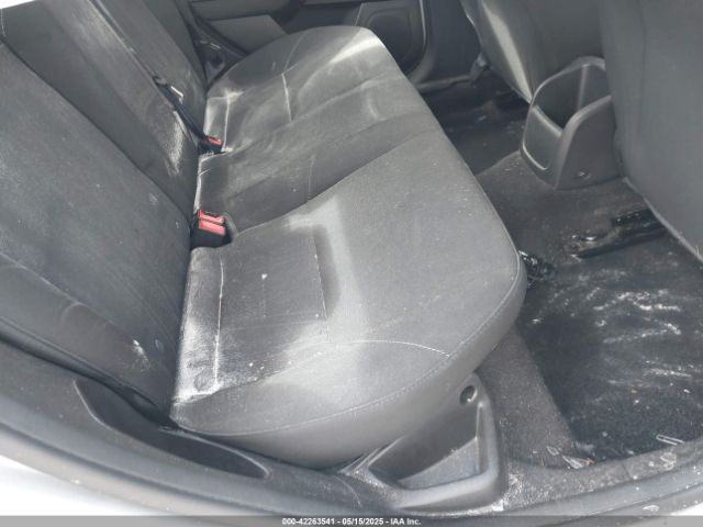 1FADP3E22HL338220 Ford FOCUS S