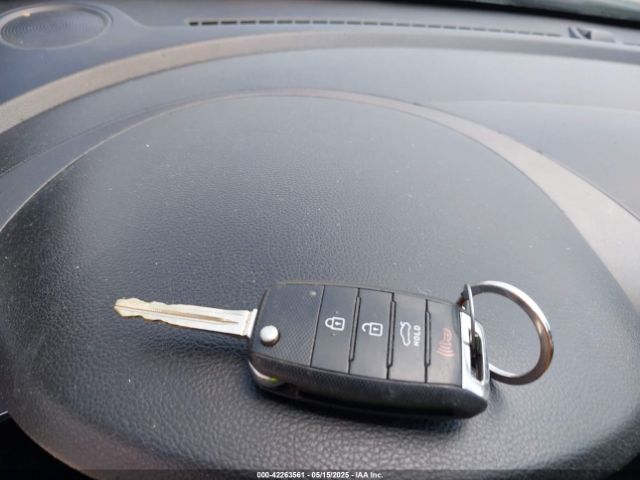 KNAFX4A64E5140883 KIA FORTE LX