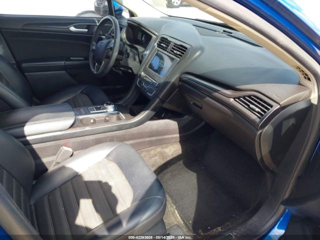 3FA6P0HD1JR251386 Ford FUSION SE