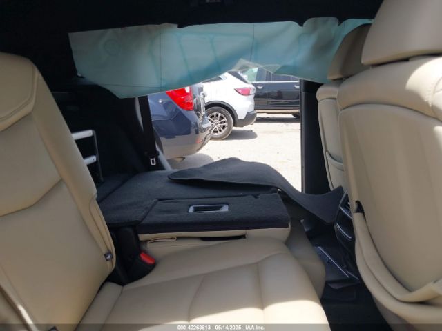 1GYKNCRS2KZ210656 Cadillac XT5 LUXURY