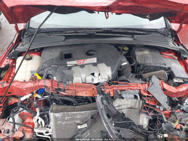 1FADP3L99JL289586 Ford FOCUS ST