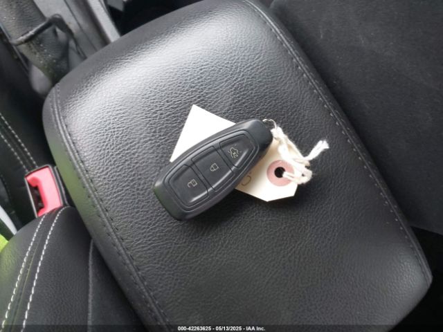 1FADP3L99JL289586 Ford FOCUS ST