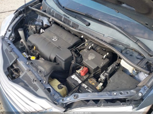 5TDYK3DC9FS551181 Toyota Sienna Xle 8 Passenger