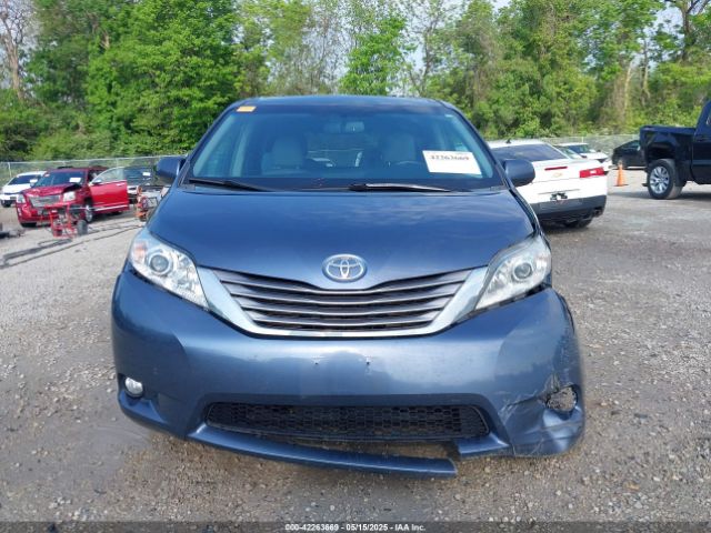 5TDYK3DC9FS551181 Toyota Sienna Xle 8 Passenger