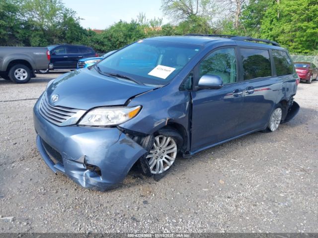 5TDYK3DC9FS551181 Toyota Sienna Xle 8 Passenger