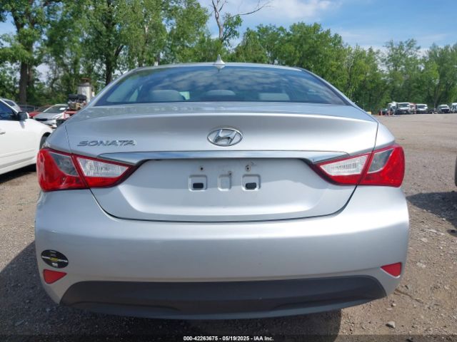 5NPEB4AC2EH899857 Hyundai SONATA GLS