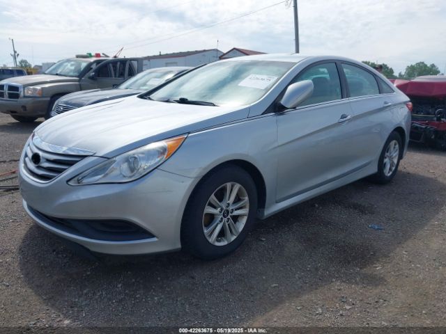 5NPEB4AC2EH899857 Hyundai SONATA GLS