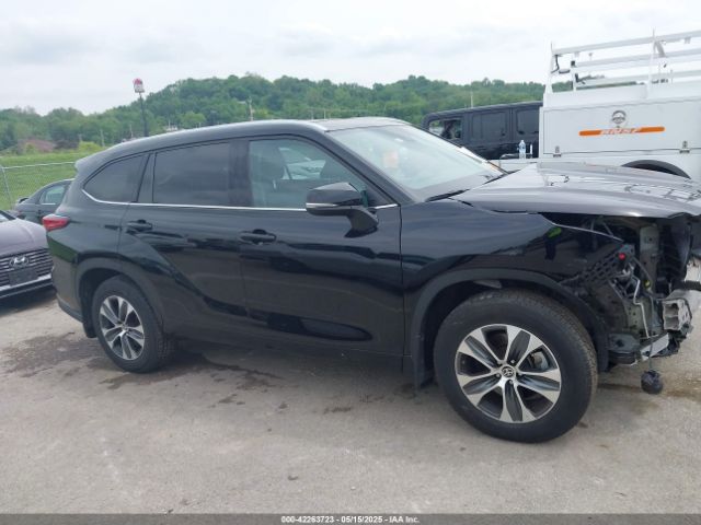 5TDGZRBH5MS160549 Toyota Highlander Xle