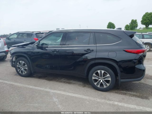 5TDGZRBH5MS160549 Toyota Highlander Xle
